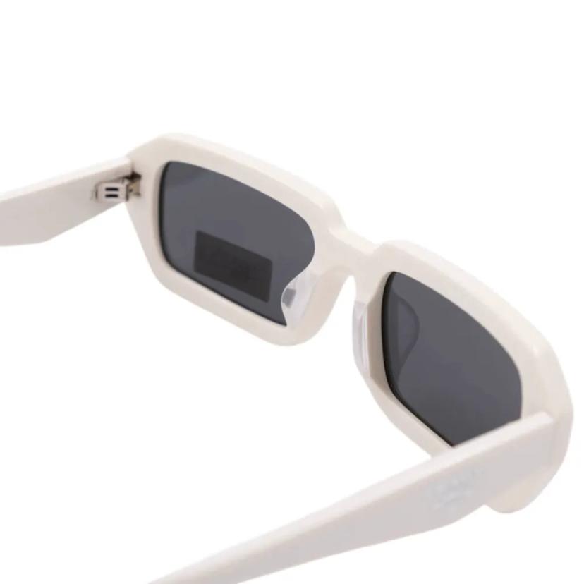 แว่นตากันแดด Prada รุ่น 0PR A12SF 17K08Z
