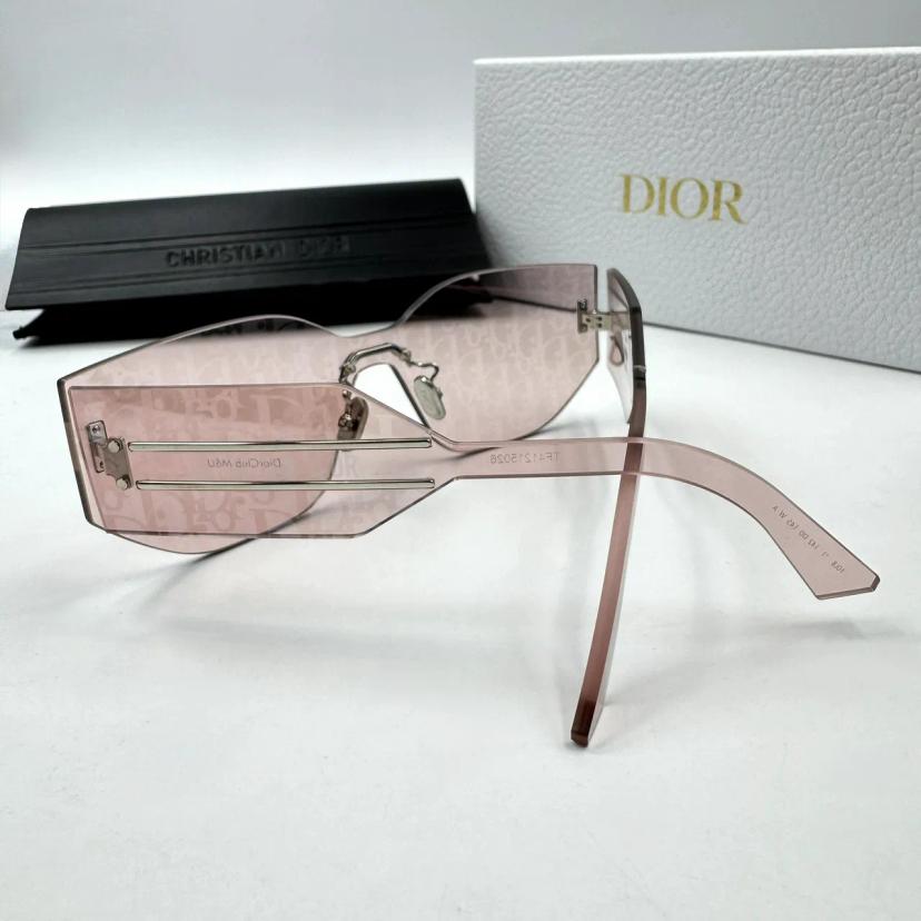 แว่นตากันแดด Dior รุ่น M6U F0L8