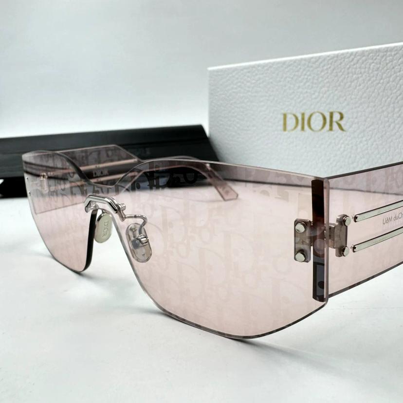 แว่นตากันแดด Dior รุ่น M6U F0L8