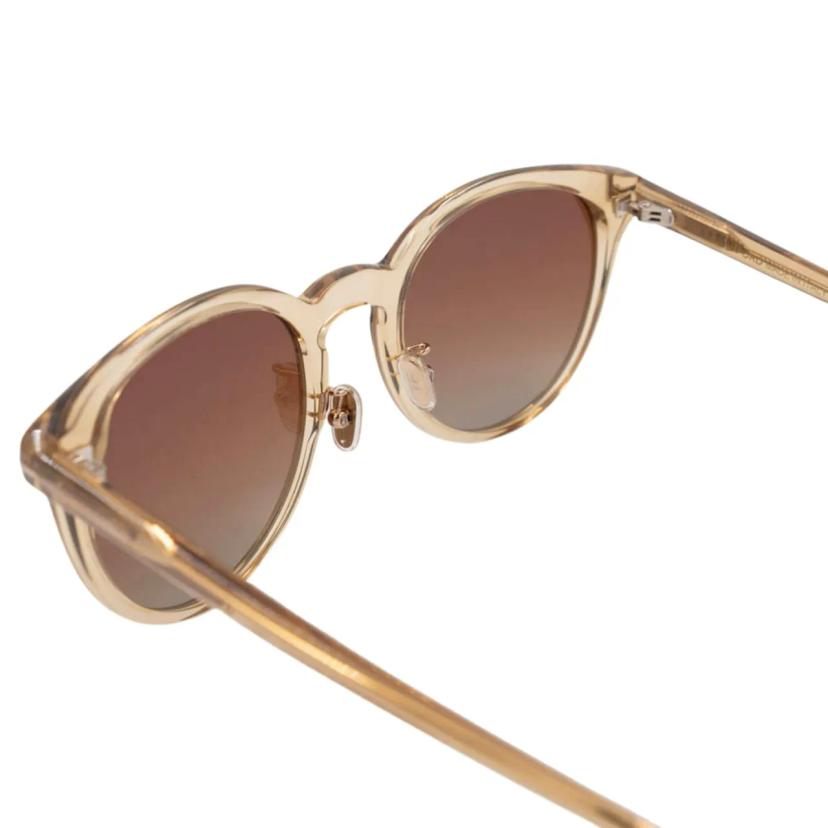 แว่นกันแดด TOMFORD รุ่น FT1052-K 51F