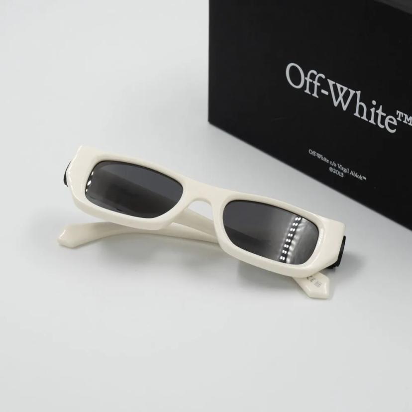 แว่นตากันแดด OFF-WHITE รุ่น OERI124 0107 49