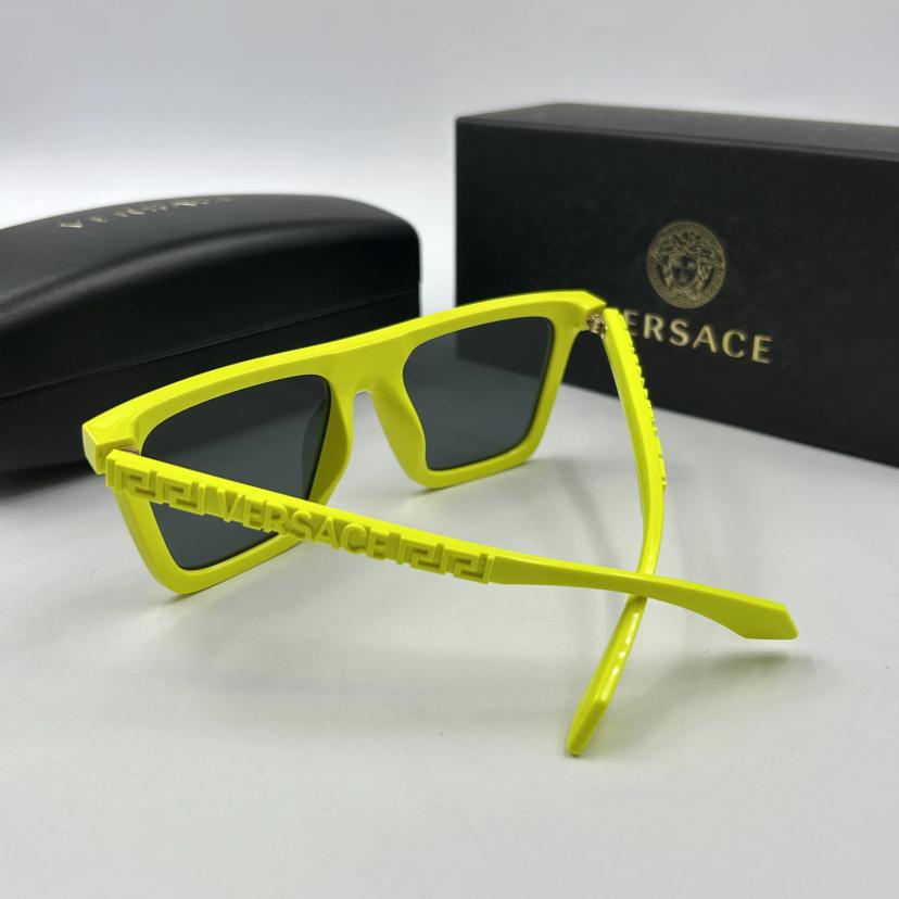 แว่นตากันแดด Versace รุ่น 0VE4468U