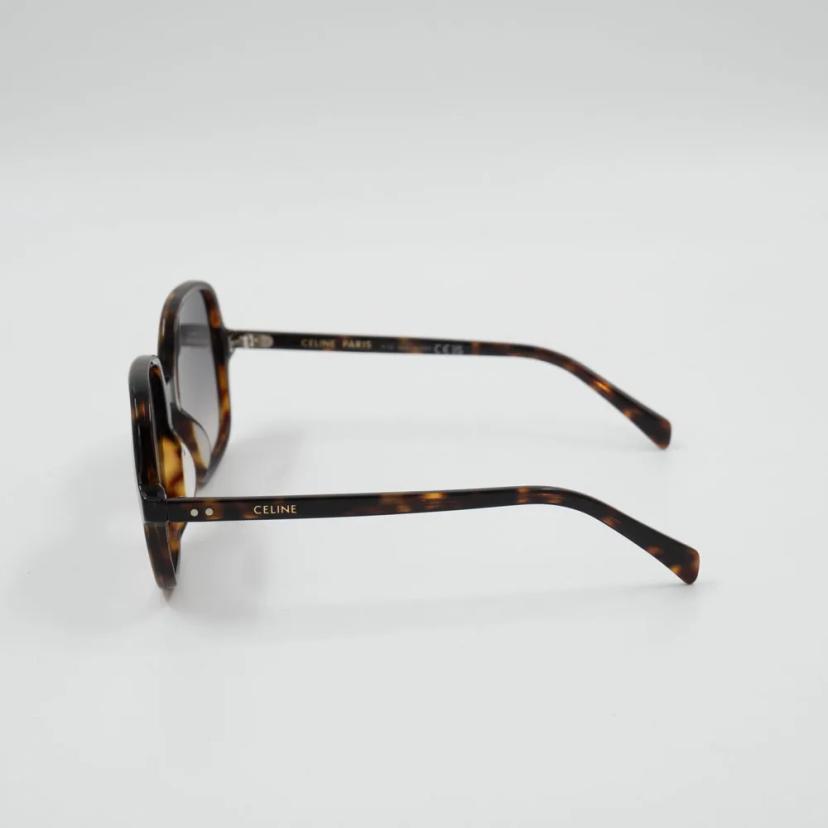แว่นตากันแดด CELINE รุ่น CL40244U 5652F