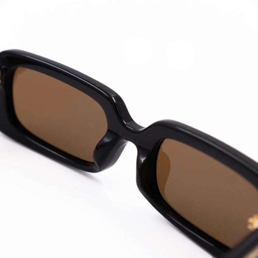 แว่นตากันแดด JACQUEMUS รุ่น JAC47C1SUN
