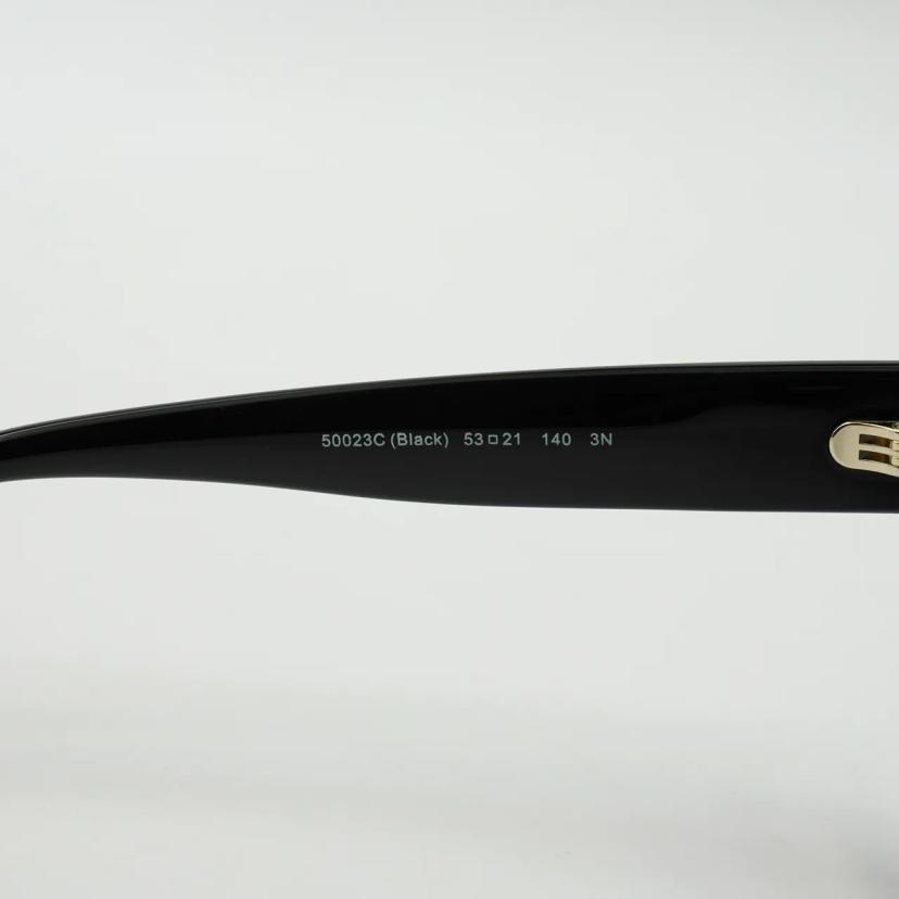 แว่นตา Coach รุ่น 0HC8393U