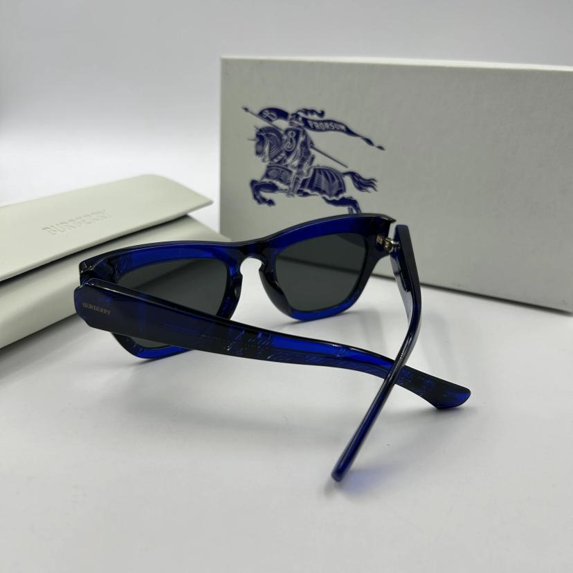 แว่นตากันแดด รุ่น 0BE4440U