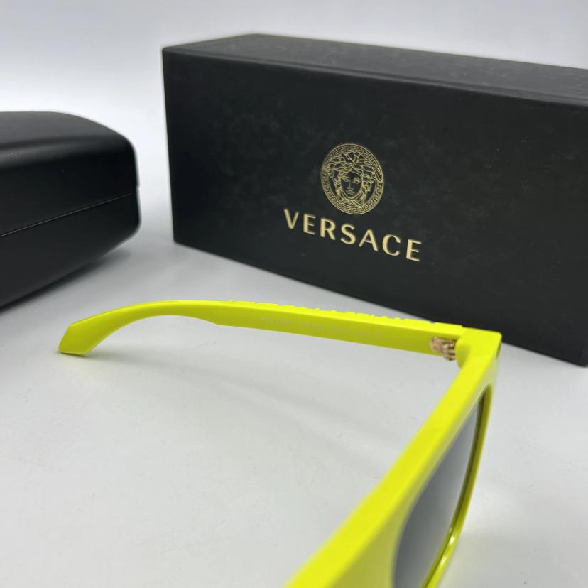แว่นตากันแดด Versace รุ่น 0VE4468U