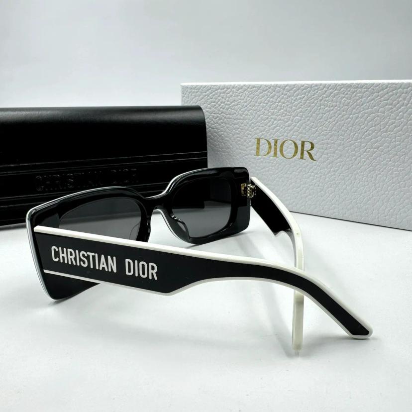แว่นตากันแดด Dior รุ่น S1U 10A0