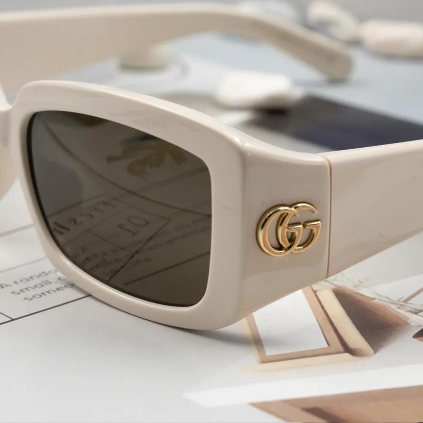 แว่นตากันแดด รุ่น GG1403SK 004