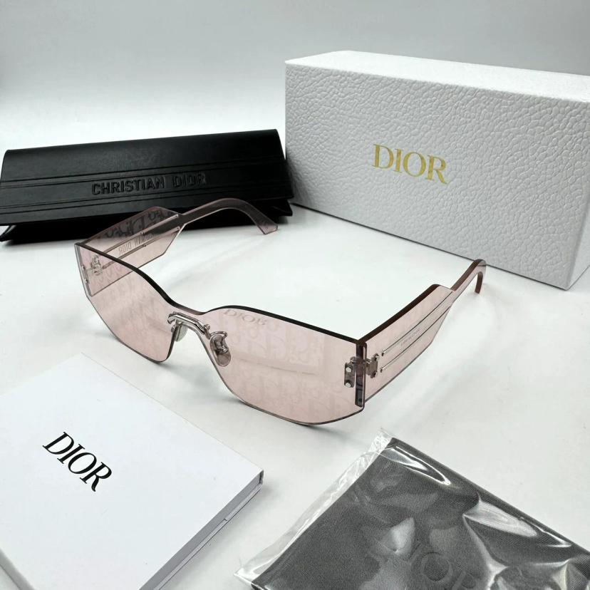 แว่นตากันแดด Dior รุ่น M6U F0L8