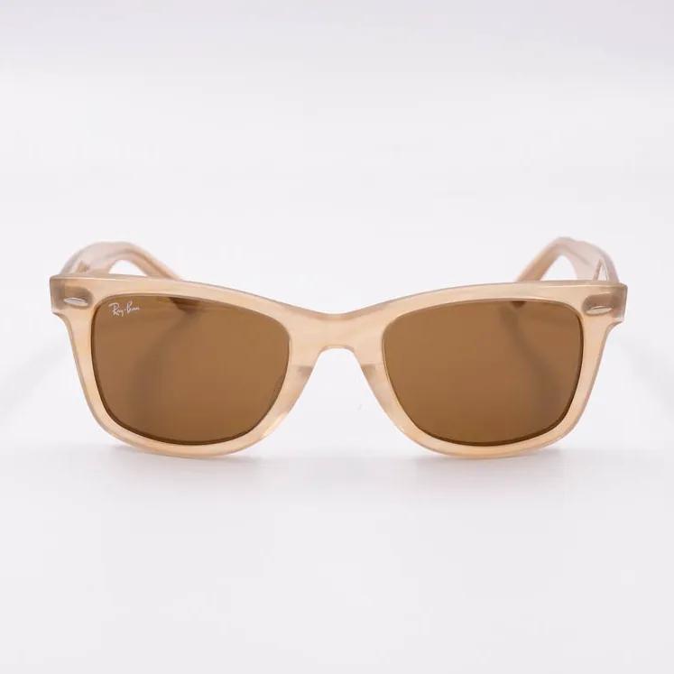 แว่นตากันแดด RayBan รุ่น RB2140F 140833